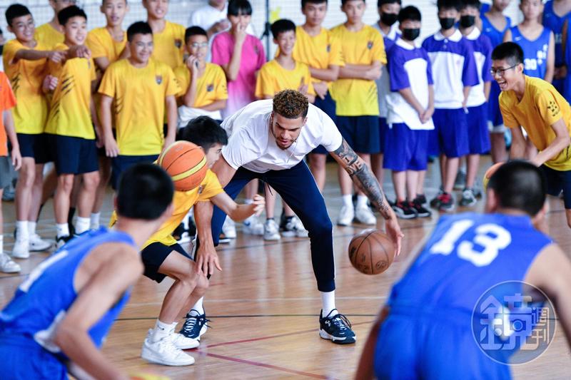 【NBA小波特專訪番外篇】出身籃球世家　小波特好身手遺傳雙親