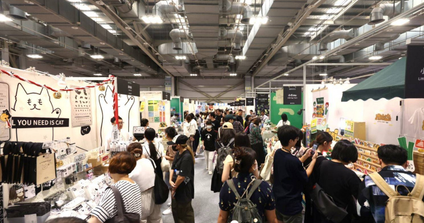 黃阿瑪、廢物女友等540文創品牌齊聚文博會商展　開幕1小時湧入2萬名觀眾